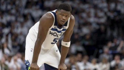 首尝三连败！爱德华兹一语成谶 森林狼真不是强队