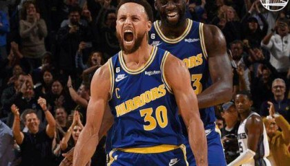 yl7703永利-【现场】47分的极致演出 库里如火焰点亮湾区夜空